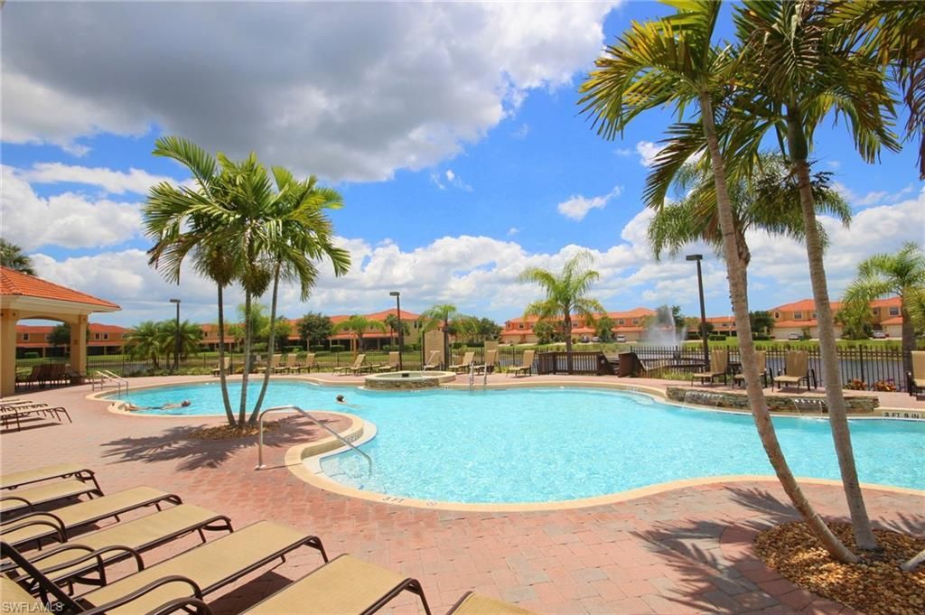 14764 Pinnacle Pl , Unit 65, Naples, FL 34119 Photo