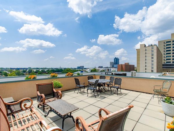 196 S Grant Avenue, Unit 203, Columbus, OH 43215
