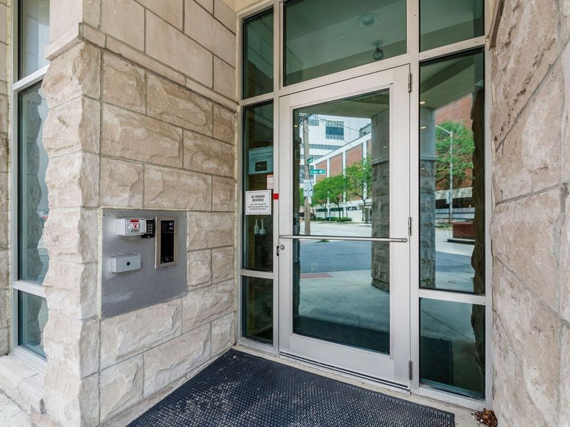 196 S Grant Avenue , Unit 203, Columbus, OH 43215 Photo 29