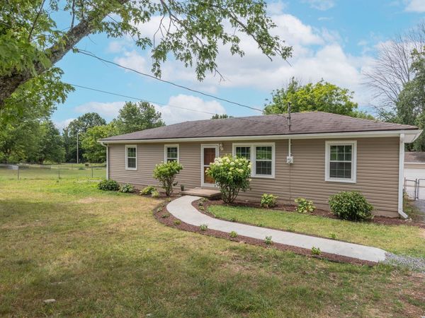 4874 Sparta Pike , Watertown, TN 37184