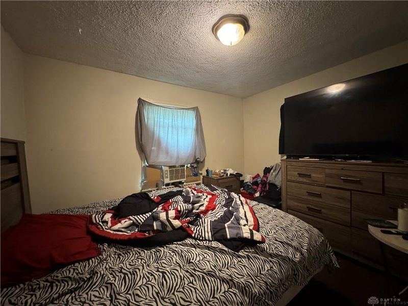 263 Valleyview Drive, Dayton, OH 45405 Photo 9