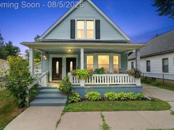 21453 Oxford Avenue, Farmington Hills, Mi 48336