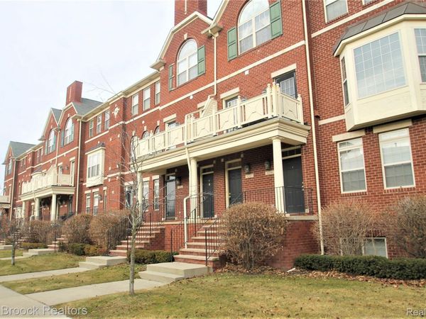 3243 CAMDEN Drive , Unit 118, Troy, Mi 48084