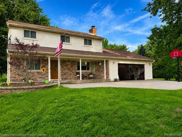 2616 Palms Road , Columbus Township, Mi 48063
