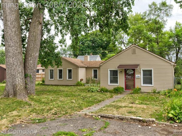 11700 Cavell Street , Livonia, Mi 48150