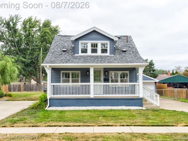22131 Fresard Street, St Clair Shores, Mi 48080