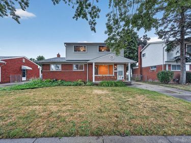 8415 Christine Street, Warren, Mi 48093