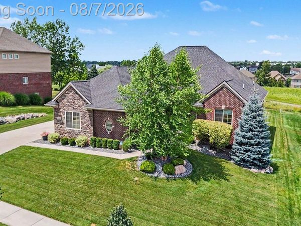 442 Overlook Drive, Oxford Township, Mi 48371