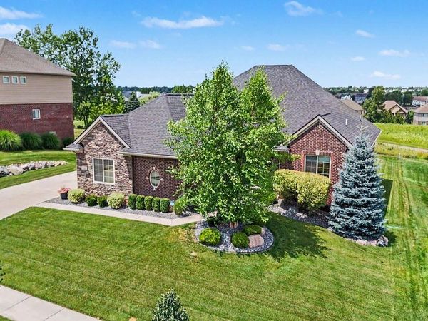 442 Overlook Drive, Oxford Township, Mi 48371
