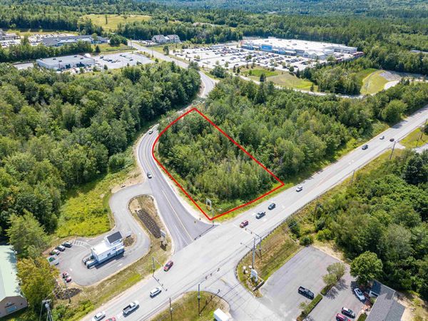 2 Boulder Point Drive, Plymouth, NH 03264