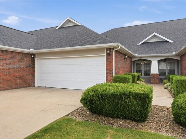 917 S Lafayette Street , Rogers, AR 72758