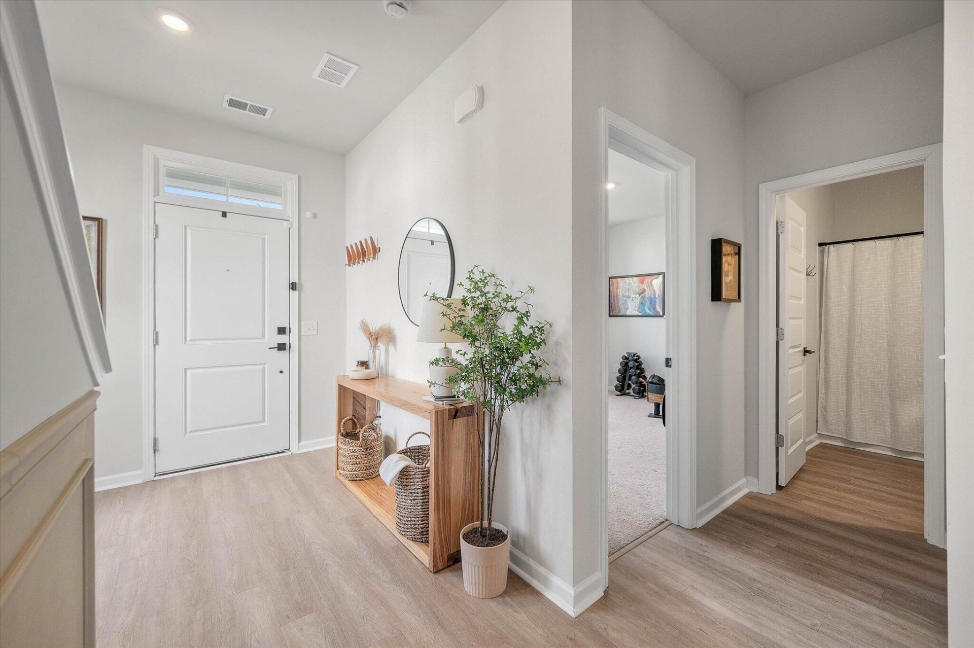 135 Pine Gate Drive Photo 4