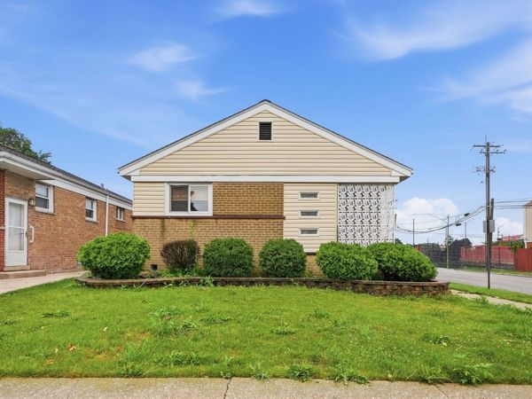 3749 W 78th Place , Chicago, IL 60652