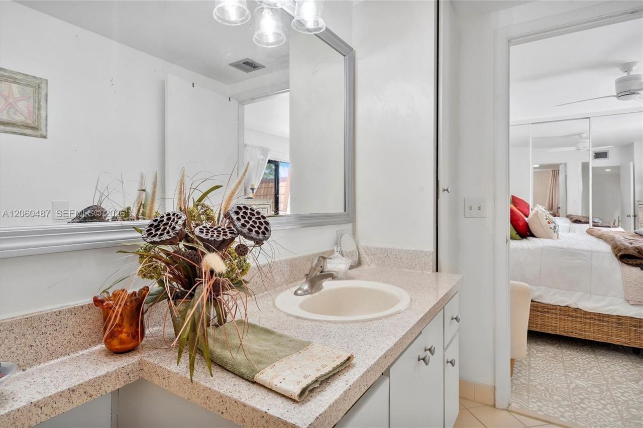 839 Blue Ridge Cir , Unit 839, West Palm Beach, FL 33409 Photo