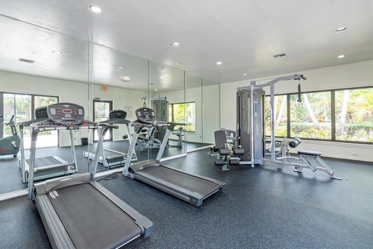 839 Blue Ridge Cir , Unit 839, West Palm Beach, FL 33409 Photo