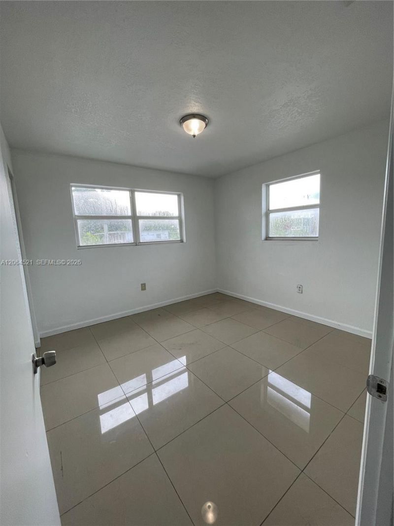1243 NW 61st St, Unit 3, Miami, FL 33142 Photo