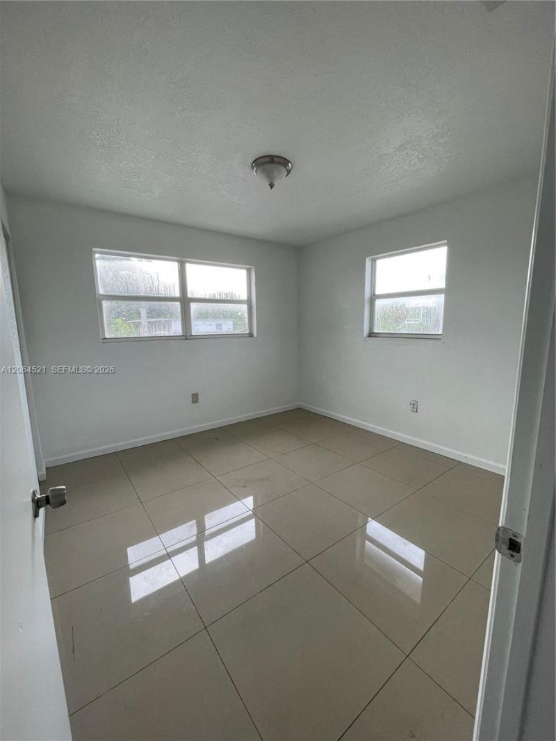 1243 NW 61st St, Unit 3, Miami, FL 33142 Photo