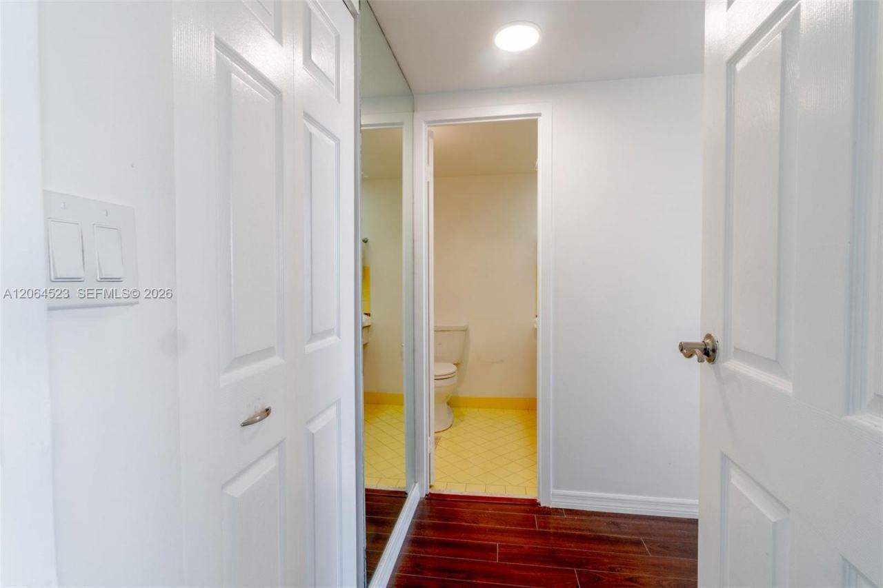 250 174th St , Unit 1201, Sunny Isles Beach, FL 33160 Photo