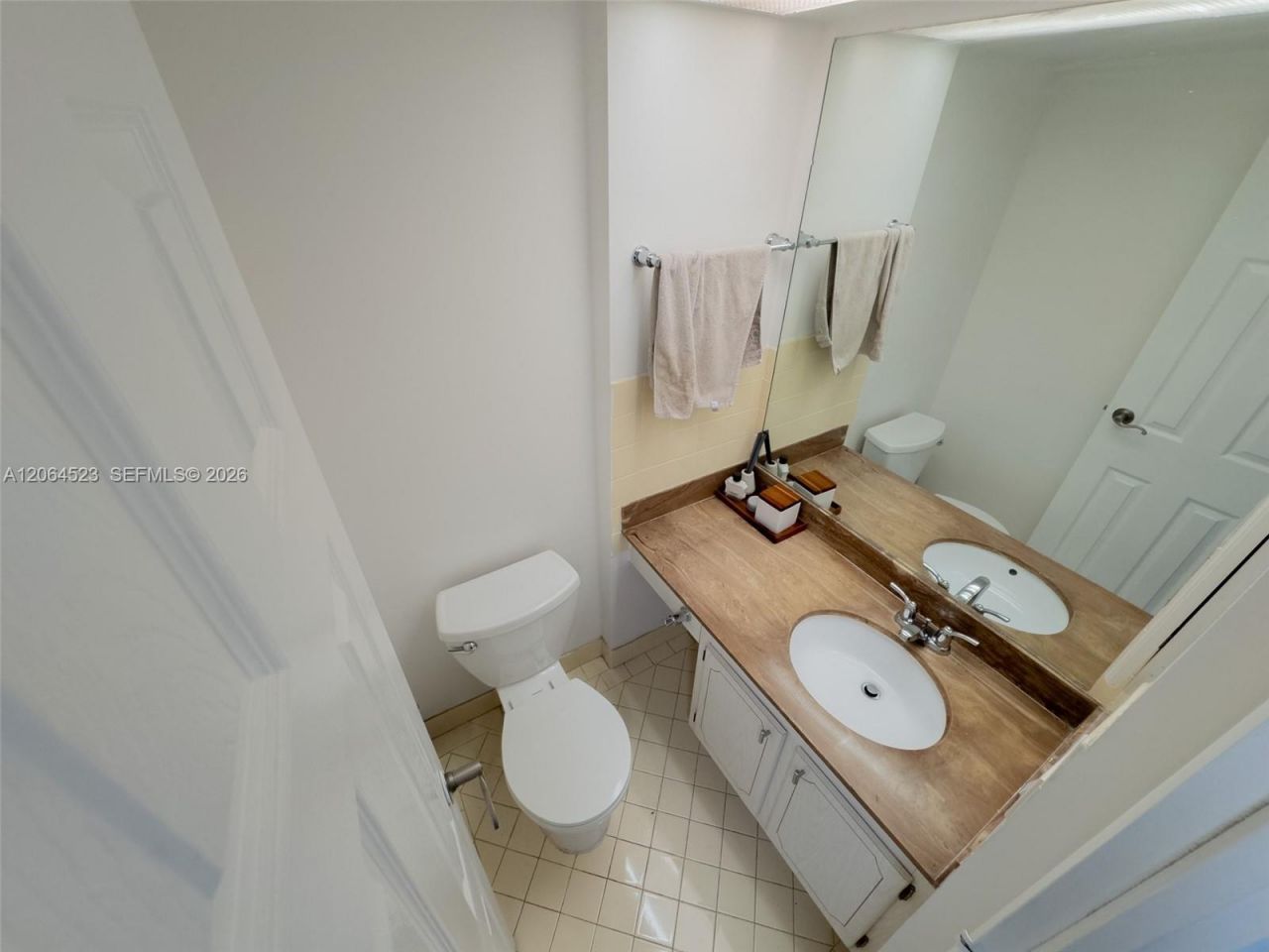 250 174th St , Unit 1201, Sunny Isles Beach, FL 33160 Photo