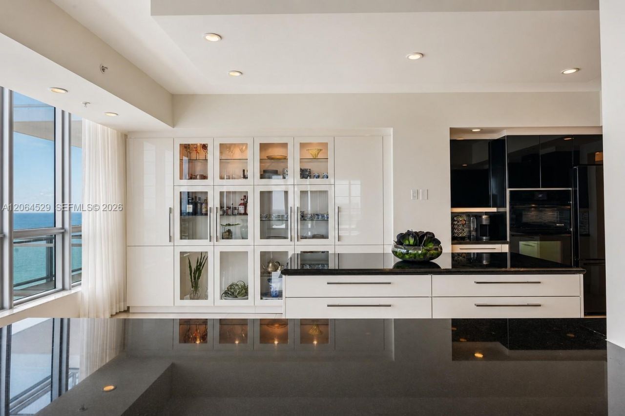 3535 S Ocean Dr, Unit 2106, Hollywood, FL 33019 Photo