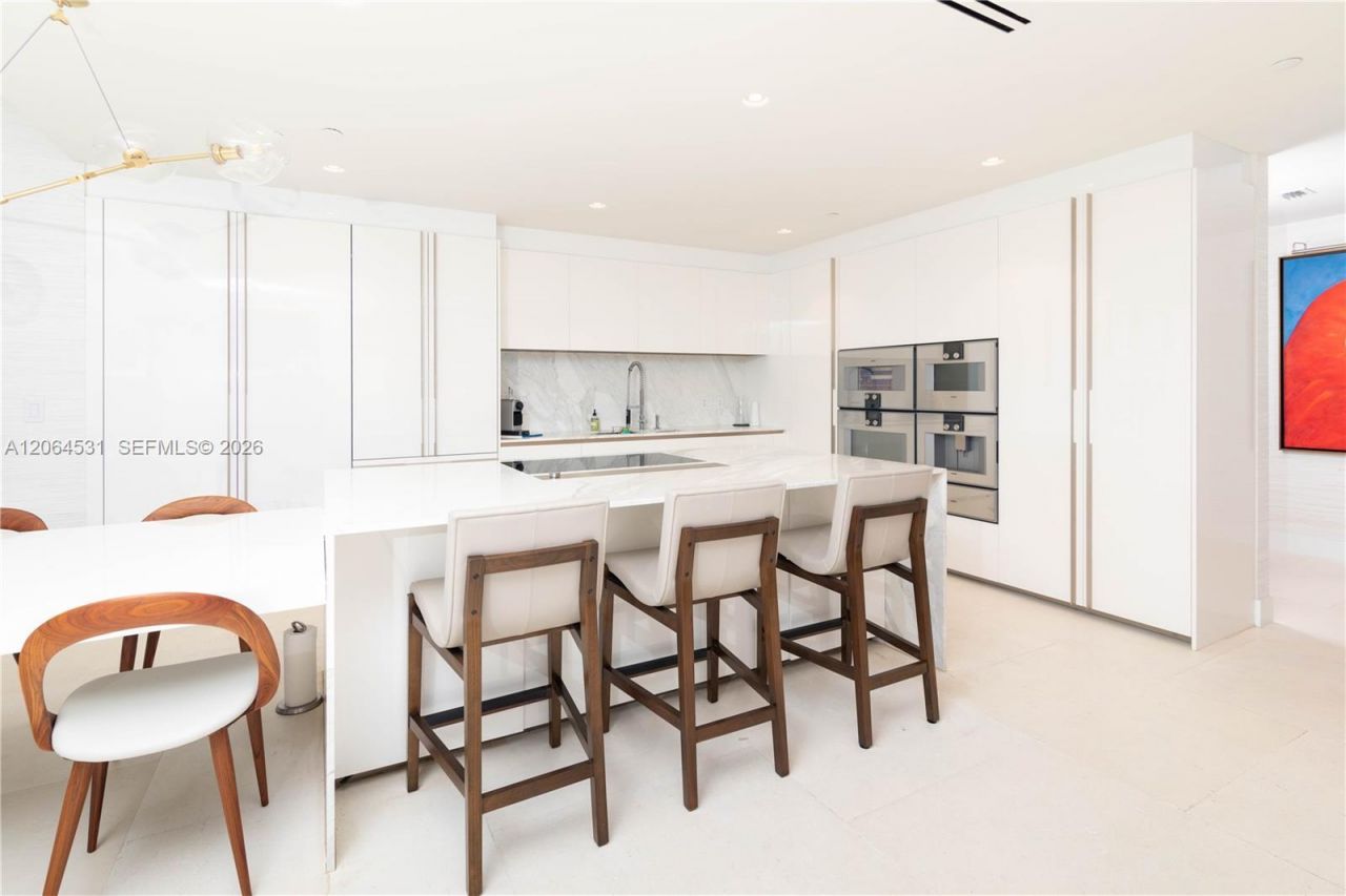 10201 E Collins Ave, Unit 1002, Bal Harbour, FL 33154 Photo