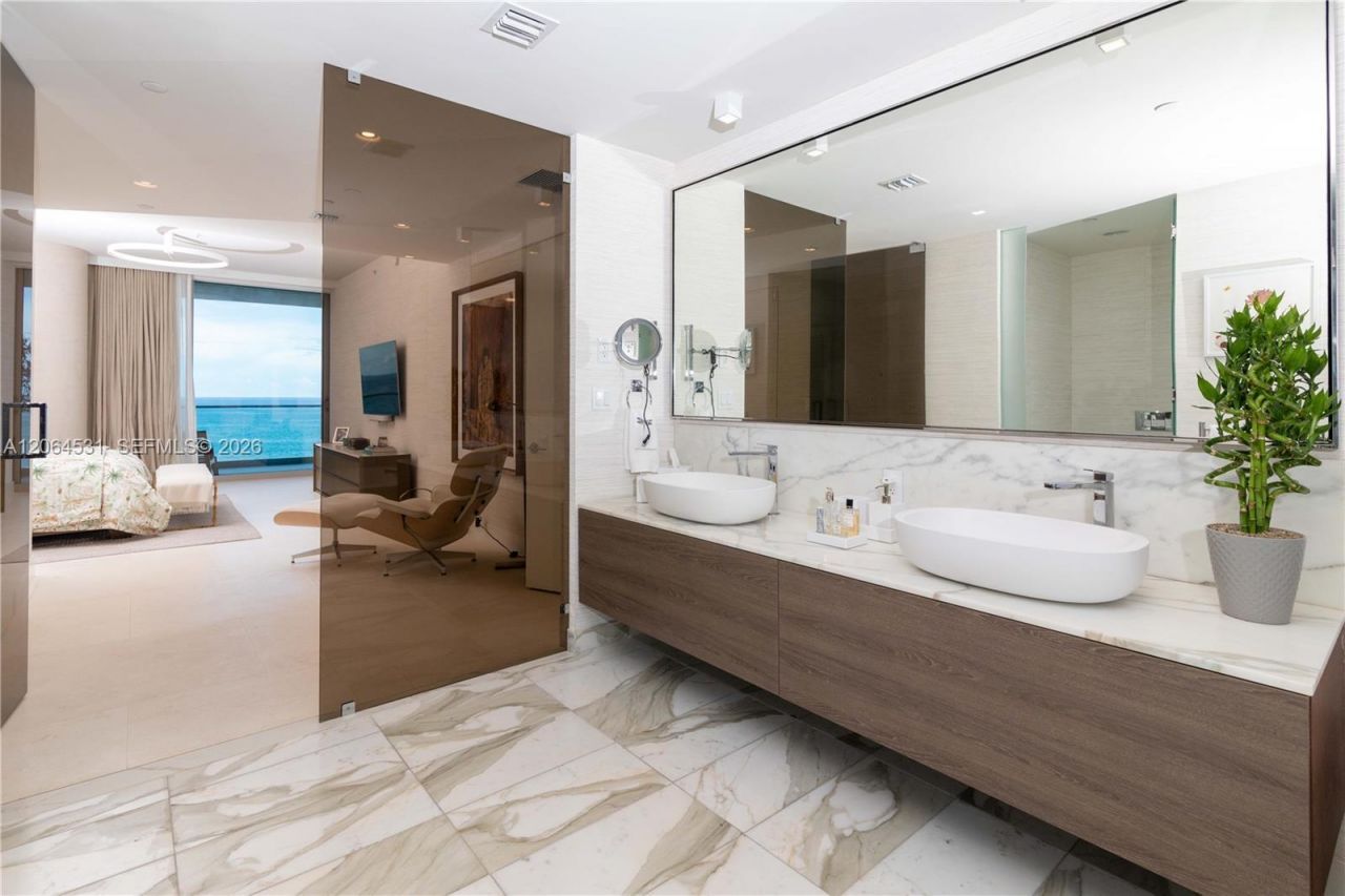 10201 E Collins Ave, Unit 1002, Bal Harbour, FL 33154 Photo
