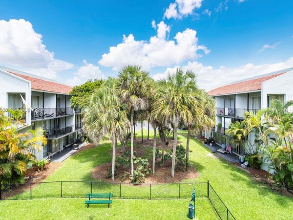 2930 Forest Hills Blvd , Unit B102, Coral Springs, FL 33065