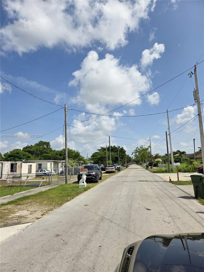 714 SW 11th Ave, Homestead, FL 33030 Photo