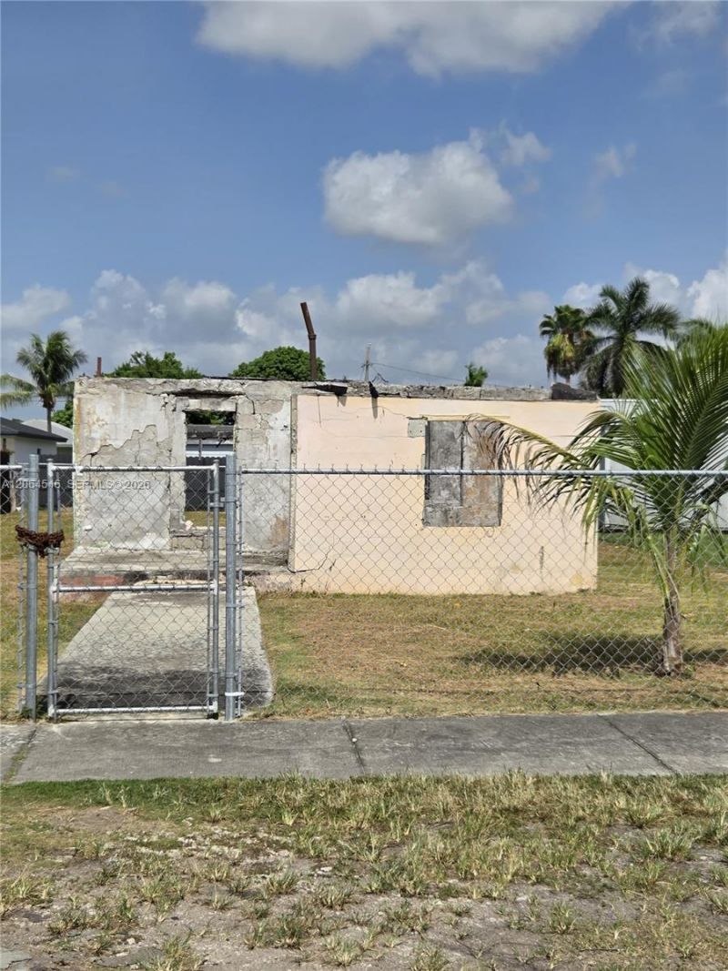714 SW 11th Ave, Homestead, FL 33030 Photo