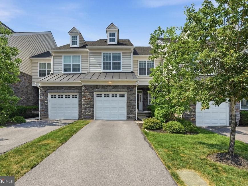205 Ella Lane , Conshohocken, PA 19428 Main Photo