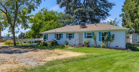 9455 E Stockton Blvd, Elk Grove, CA 95624 Photo