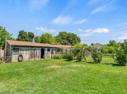 9455 E Stockton Blvd, Elk Grove, CA 95624 Photo