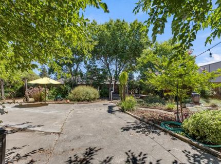9455 E Stockton Blvd, Elk Grove, CA 95624 Photo