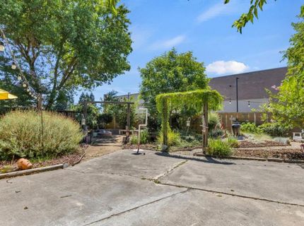 9455 E Stockton Blvd, Elk Grove, CA 95624 Photo