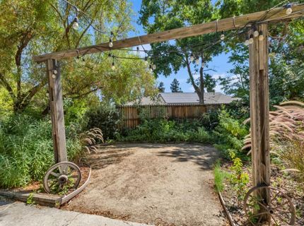 9455 E Stockton Blvd, Elk Grove, CA 95624 Photo