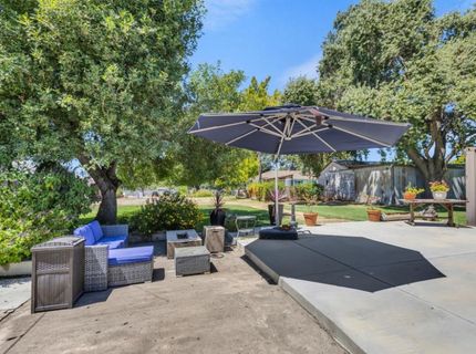 9455 E Stockton Blvd, Elk Grove, CA 95624 Photo