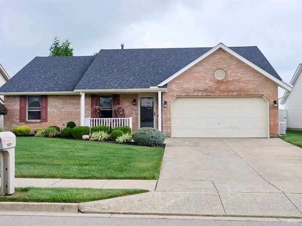 1271 Country Oaks Lane, Wilmington, OH 45177