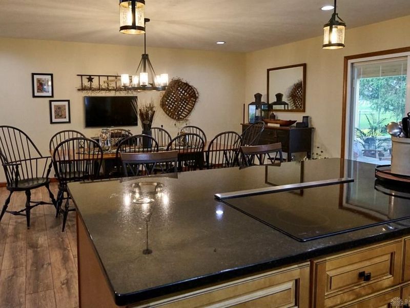 1271 Country Oaks Lane, Wilmington, OH 45177 Photo 9
