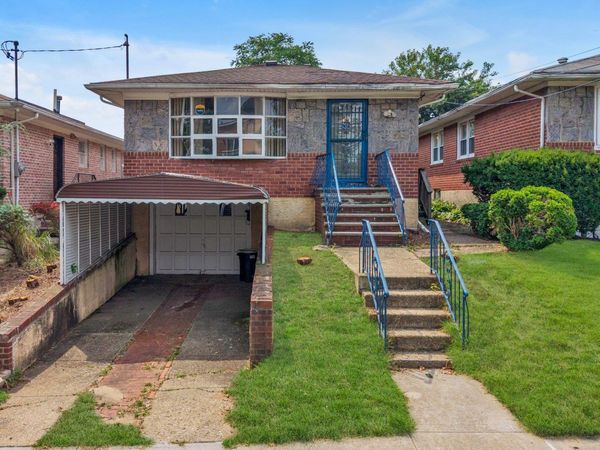 15018 8th Avenue , Whitestone, NY 11357