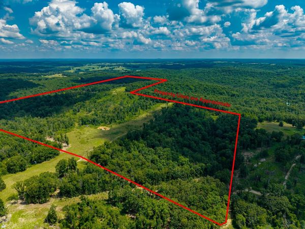 000 Berry Road , Cabool, MO 65689