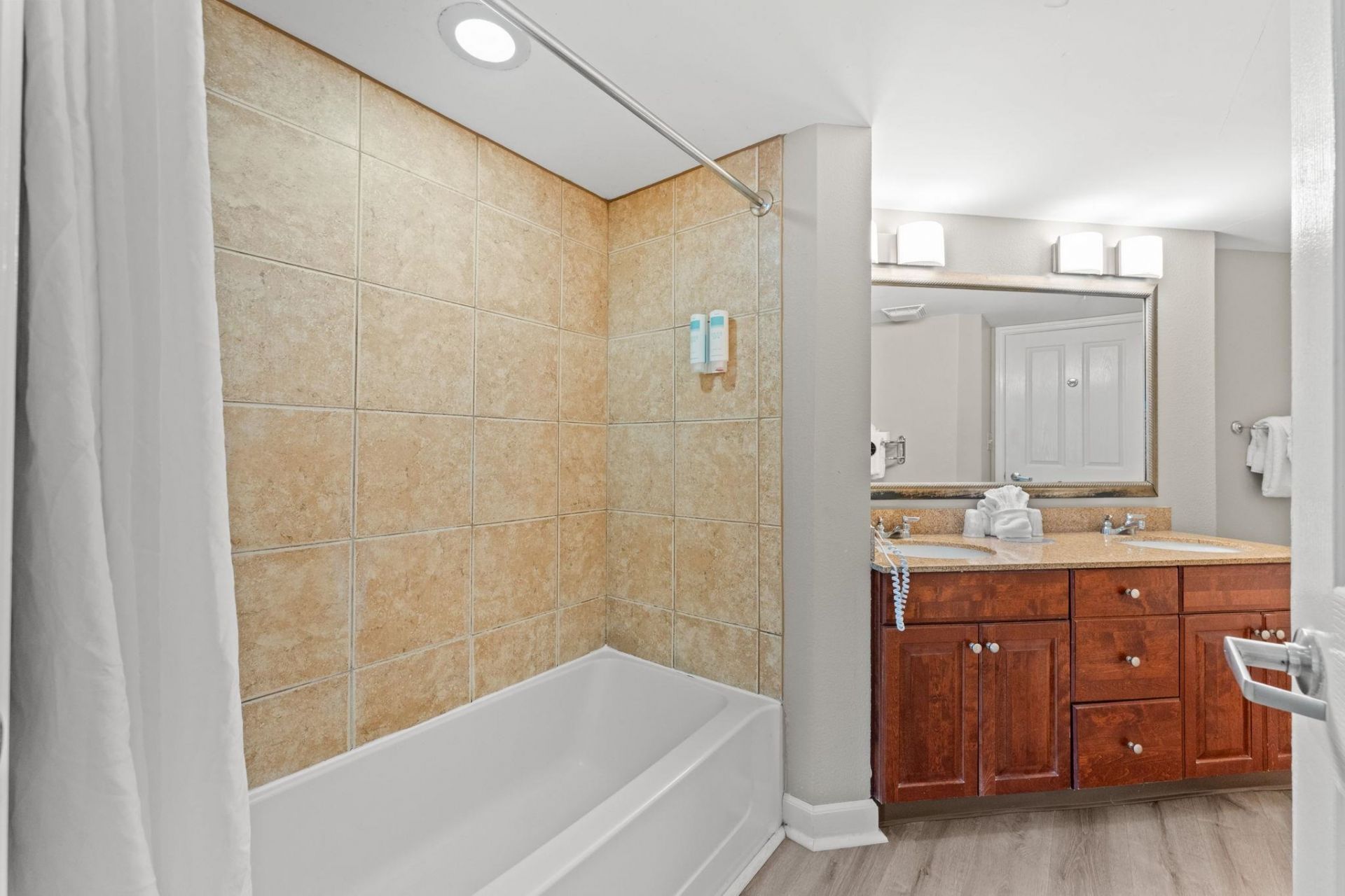 5200 N Ocean Blvd. Photo 15