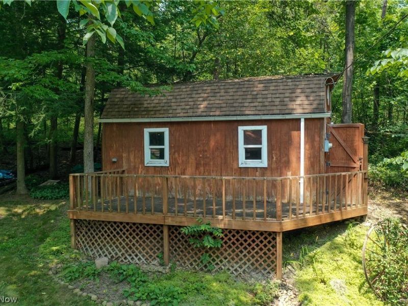 3239 Salineville Road NE, Carrollton, OH 44615 Photo 5