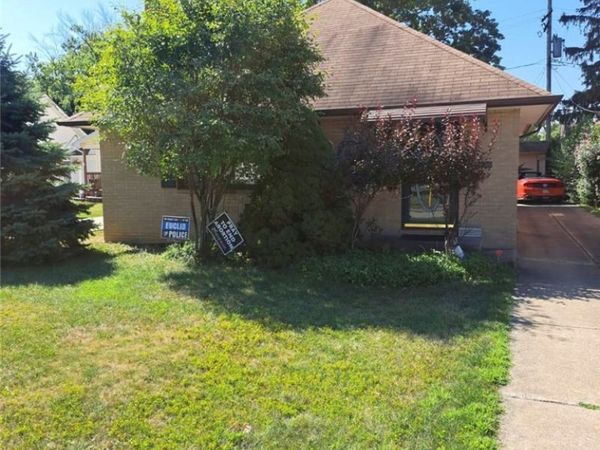26250 Forestview Avenue , Euclid, OH 44132