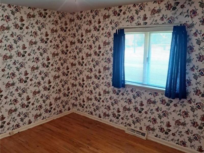 26250 Forestview Avenue, Euclid, OH 44132 Photo 8