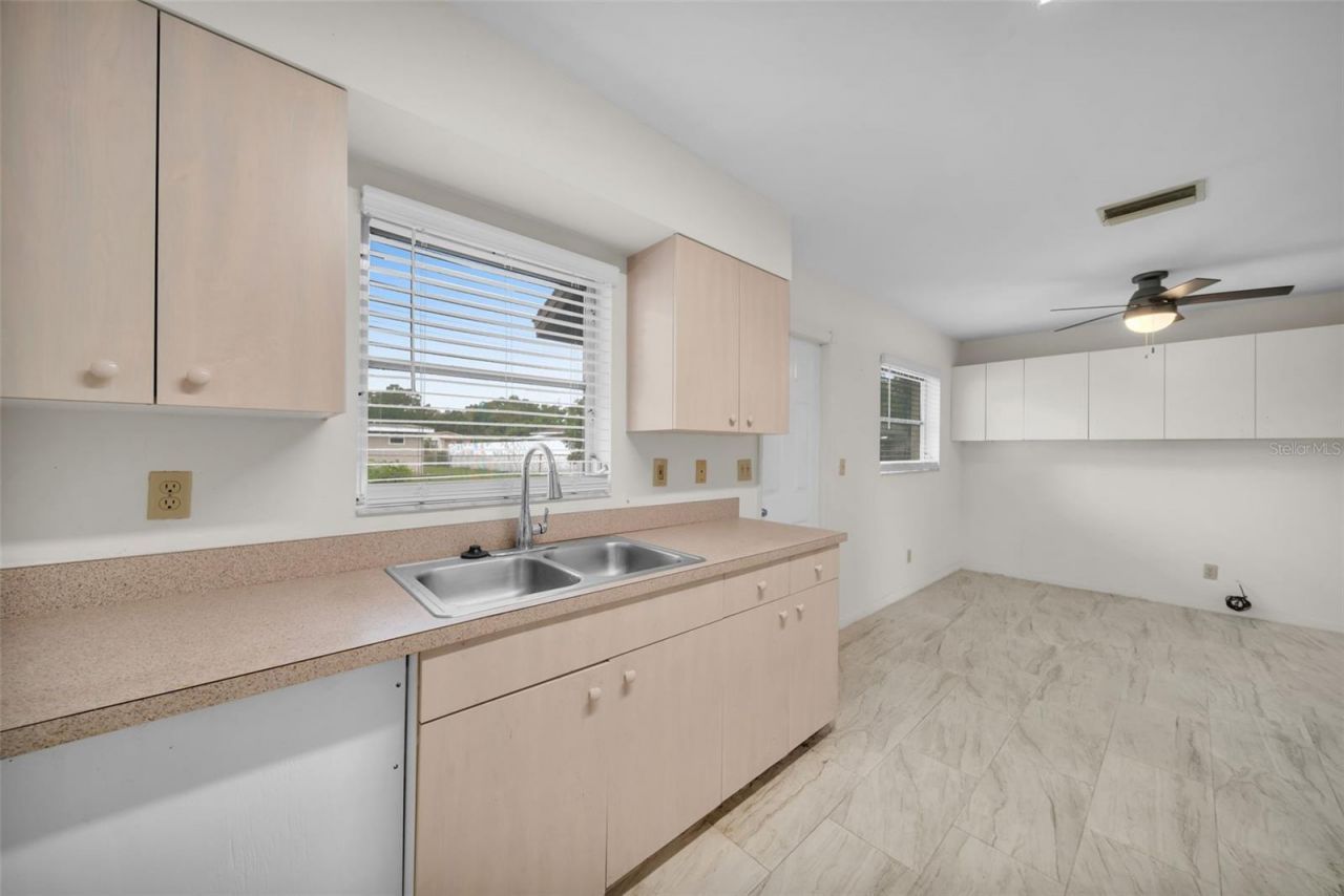 38 Abaco Street , Lehigh Acres, FL 33936 Photo