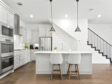 7867 Verona Place, Dallas, TX 75231