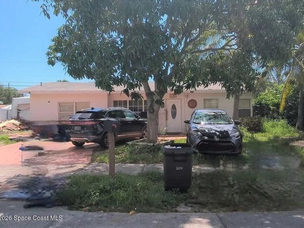 3160 NE 11th Avenue , Pompano Beach, FL 33062