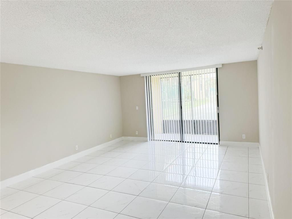 2788 Tennis Club Drive, Unit 101, West Palm Beach, FL 33417 Photo
