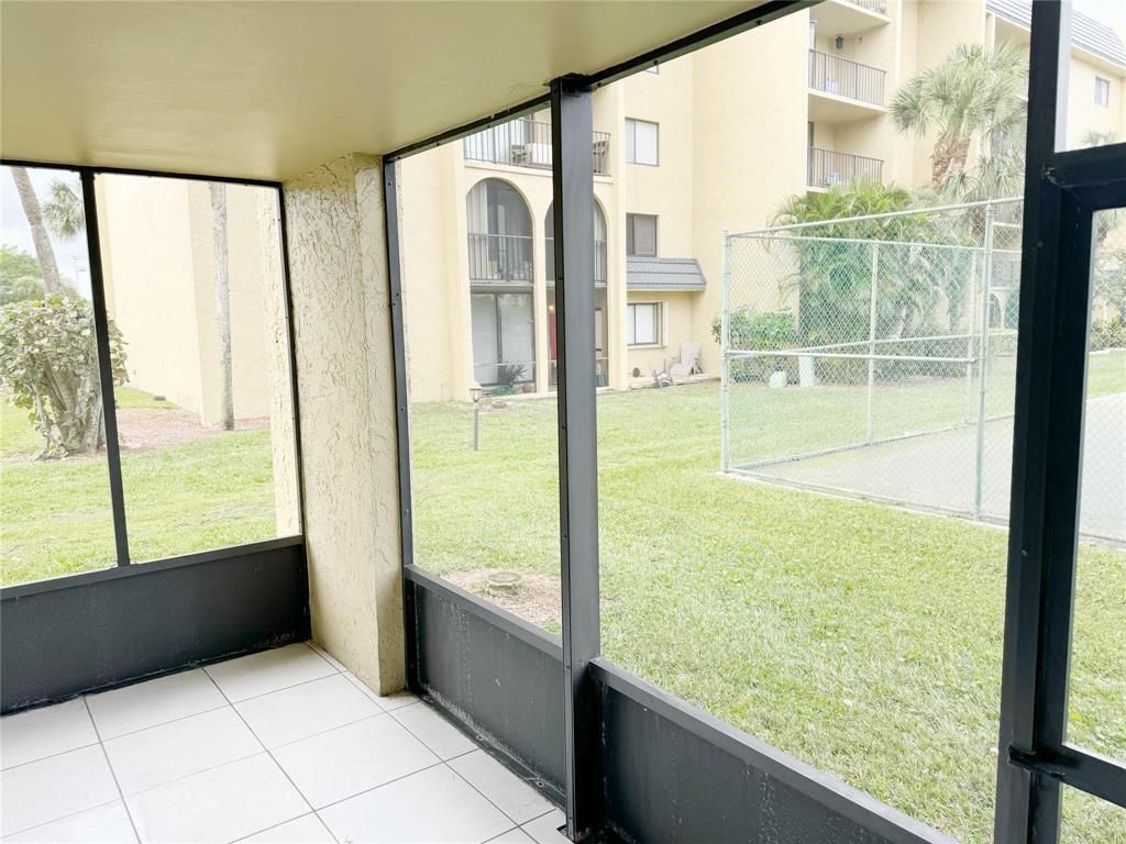 2788 Tennis Club Drive, Unit 101, West Palm Beach, FL 33417 Photo