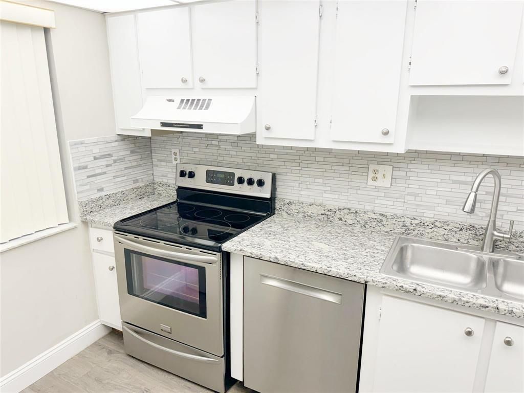 2788 Tennis Club Drive, Unit 101, West Palm Beach, FL 33417 Photo